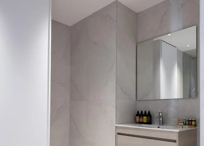 360 - 2 Bedrooms Luxury * Nikósie